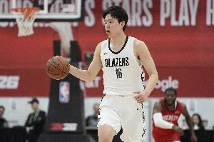 杨瀚森:永远不要为8小时之后的事担心 时刻保持积极乐观