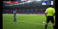  申花1-0领先河南！ 高天意角球助攻，蒋圣龙头球破门！